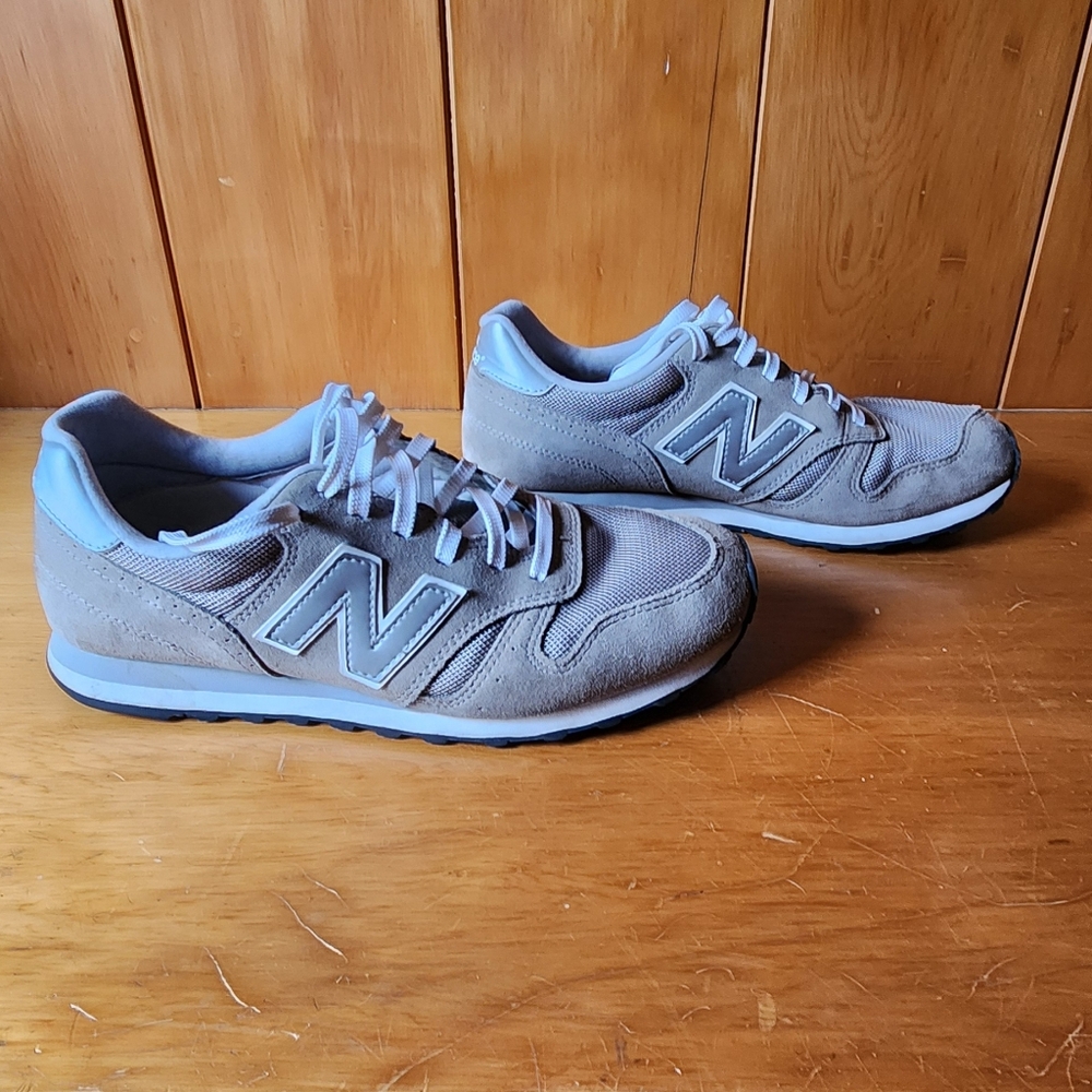 New Balance Men's 373 Gray Sneakers